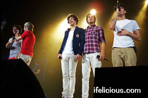 One Direction Allstate Arena Chicago tour 2012
